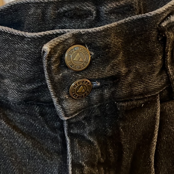 Vintage Liz Wear High Waisted Black Denim Shorts - Picture 2 of 5